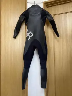 ★高級デカ逆Rプリント♪【RASH】裏起毛レディース用３ｍｍセミドライフルスーツ