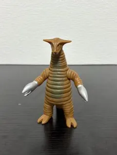 ポピー　サドラ　ウルトラ怪獣　フィギュア Amazon | ウルトラ怪獣500シリーズ サドラ ソフビ フィギュア