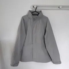 ユニクロ　ウインドプルーフスタンドブルゾン　男女兼用　Ｌサイズ　グレー