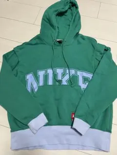 NIKE ウィメンズ　グリーン パーカー TEAMタグ付き　Sサイズ　ナイキ