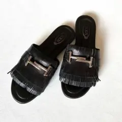 Item thumbnail for item bb61372c-de93-4d85-8081-8beb9511e0ca