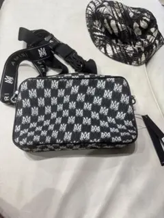 Item thumbnail for item 3b7f93be-eb64-4b13-ba9a-cbbc313d32d9