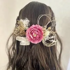 ミニラナンキュラスの髪飾り　フューシャピンク　卒業式　袴