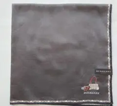新品未使用 バーバリー ロゴ刺繍入り ノバチェック縁取り大判ハンカチ