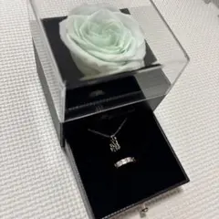 叶　ジューンブライド　ローズボックス入りリング＆ネックレスセット