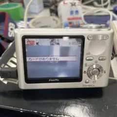 FinePix F10 コンパクトデジタルカメラのサムネイル