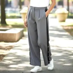 So close サイドライン スナップボタン ワイドパンツ グレージュ M相当