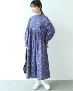 ゆ*な様 pot and tea リバティ　小花柄　ワンピース ゆ*な様 pot and tea リバティ 小花柄 ワンピース - メルカリ