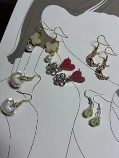 ピアス 両耳ピアス 新品未使用 ホワイト 白 ハート ちょうちょ パール