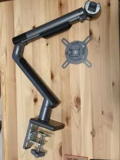 iggy 13～32型 モニターアーム ブラック DA112 クランプ式のみ