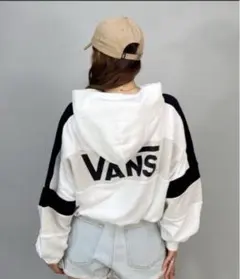 VANS ショート丈 パーカー S