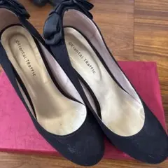 ブラック リボン パンプス 箱無しのサムネイル