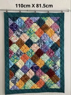 パッチワークキルト　タペストリー ログキャビン　（F）