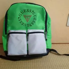 GUESS グリーン リュック 未使用タグ付きのサムネイル