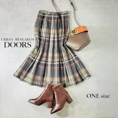 URBAN RESEARCH DOORS チェックプリーツスカート M〜L相当