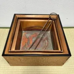 銅製火鉢 青銅色 持ち手付き 蓋・火ばし付き - メルカリ