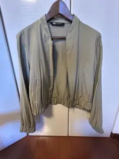 ZARA ブルゾン
