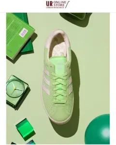 adidas ガゼル　ライトグリーンスニーカーアーバンリサーチ 臼田あさみ