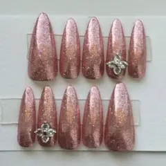 ネイルチップ　キラキラ　シルバー　ギャル　ピンク　ラメ　フラッシュ