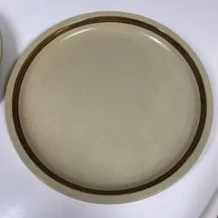 クリーム色の大皿2枚セット