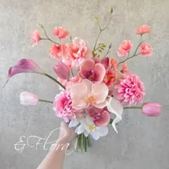 (ブートニア付き)ウェディングブーケ　アーティフィシャルフラワー　クラッチブーケ