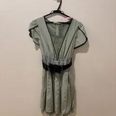 axes femme グリーン フレアスリーブ パーティードレスのサムネイル