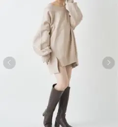 フーズフーチコ　ダンボールオフショルルーズスウェット