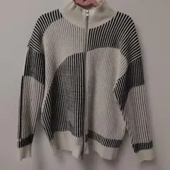 12/16まで⚠️ZARA グラフィティジャカード カーディガン IMP. 佐藤新