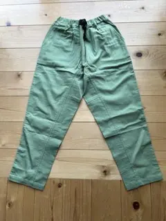 新品未使用　マーキーズ　パンツ140