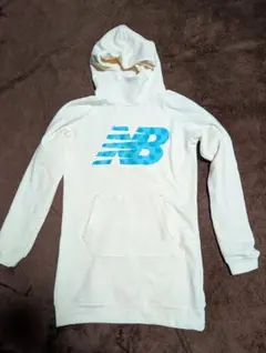 ニューバランス NewBalance パーカー