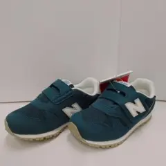 ニューバランス　IZ373MG2　16.0㎝　新品未使用 男の子女の子スニーカー
