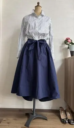 SALE☆【BEAMS HEART 】 ビームス　ロングスカート ネイビーのサムネイル