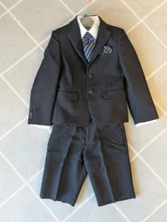 キッズ　スーツ　フォーマルスーツ（120cm）