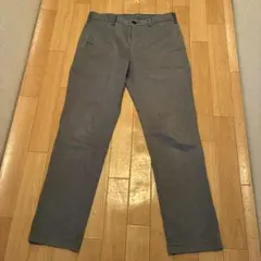 UNIQLO グレー スリムフィットチノパン W76cm