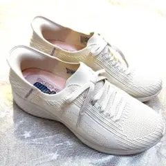 ⭐️美品⭐️SKECHERS ストレッチメッシュスリップインスニーカー ベージュ