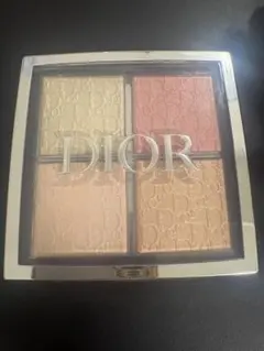 Dior バックステージ　フェイス　グロウ　パレット　004 ローズゴールド