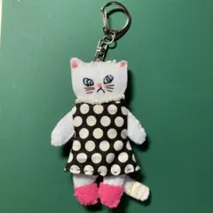 猫キーホルダー　白猫　ハンドメイド