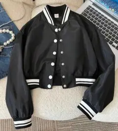 SHEIN ショート丈 スタジャン アウター ジャケット ブルゾン 黒