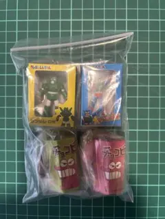 クレヨンしんちゃん ミニチュアパッケージコレクション全５種