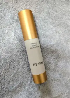 ETVOS ミネラルセラムファンデーションのサムネイル