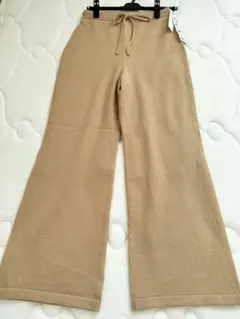 新品タグ付きLOUNIEニットパンツサイズ36
