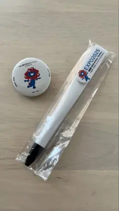 非売品　新品　 EXPO2025 ミャクミャク ボールペン＆缶バッジセット