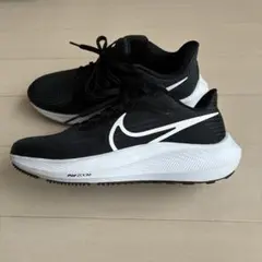Nike Air Zoom Pegasus ブラックスニーカー