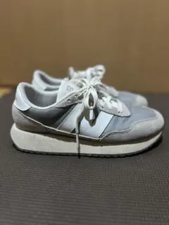 new balance スニーカー グレー/ホワイト