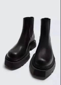 完売品 ZARA ボリュームチェルシーブーツ 42