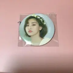 TWICE  シーグリ 缶バッジ （ジヒョ)