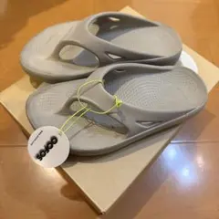ウーフォス　ウーララ　サンダル　ノマド　24cm トング　ビーサンのサムネイル