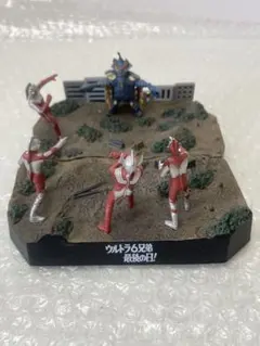 テ*チ様 希少レア　ウルトラ怪獣戯画、怪獣名鑑　ウルトラ6兄弟最後の日ジオラマ/ ウルトラ怪獣戯画 ウルトラ6兄弟 最後の日 ！ ウルトラ怪獣戯画