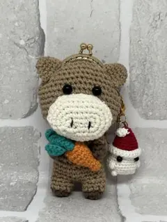 ハンドメイド☆馬がま口編みぐるみキーホルダー☆サンタチャーム付き