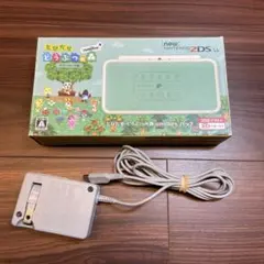 極美品　NEWニンテンドー2DS LL 　とびだせどうぶつの森 任天堂 Newニンテンドー2DS LL とびだせ どうぶつの森 amiibo+